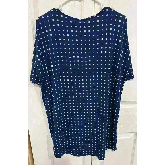 LuLaRoe Irma Tunic Top Sz XS Geometric Print - Picture 2 of 9